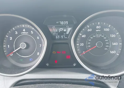 2016 Hyundai Elantra Se из США, поврежденный, VIN 5NPDH4AE6GH721058